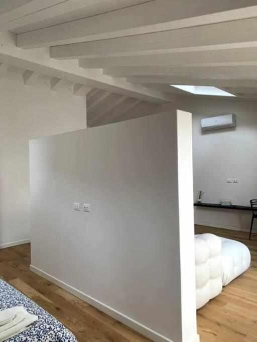 Waterfront Balcony I Grani 4 Resort Style Suite ليفورنو المظهر الخارجي الصورة